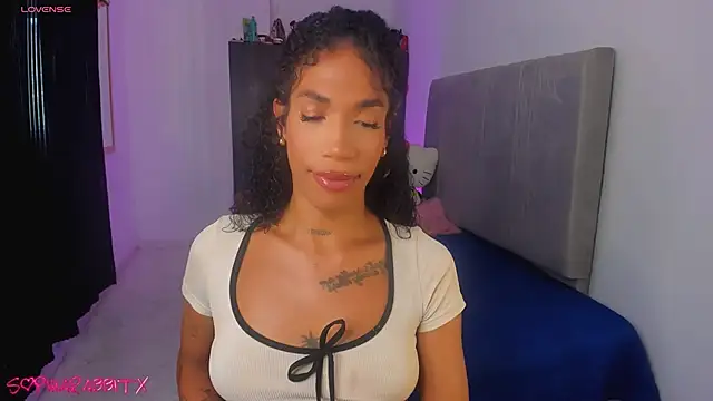 turabbitxx online show from September 13, 7:35 pm