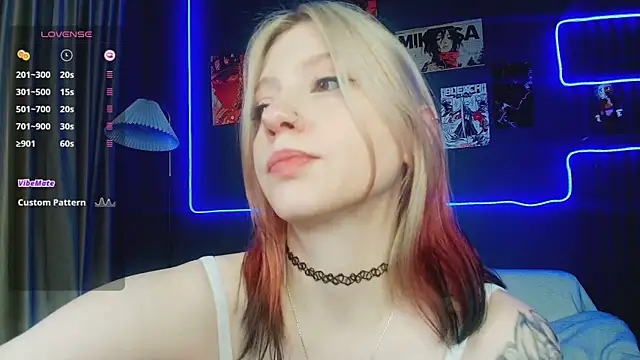 arielabradberry online show from March 25, 2:12 pm