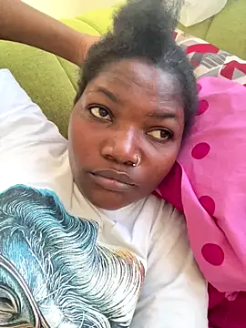 Snapshot of shishbabe chatting on October 25, 9:17 am shishbabe online show from October 25, 9:17 am