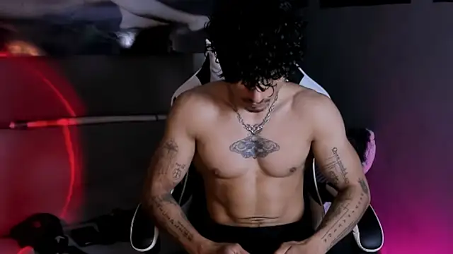 Thomas Fit1 online show from March 31, 11:49 pm