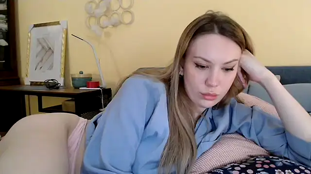 Scarlettford online show from March 15, 5:15 pm