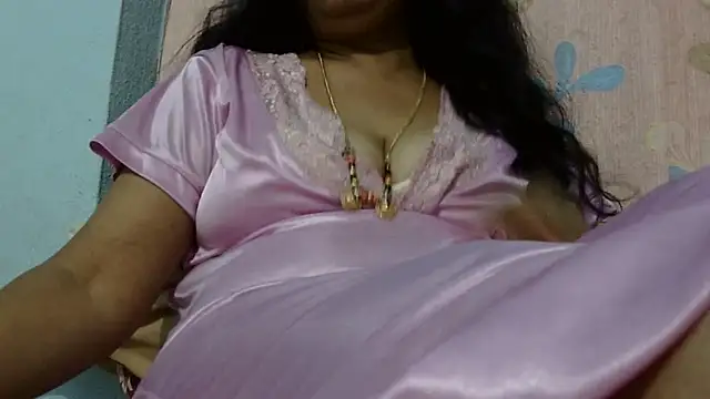 Snapshot of Vijji-telugu chatting on May 8, 4:56 pm Vijji-telugu online show from May 8, 4:56 pm
