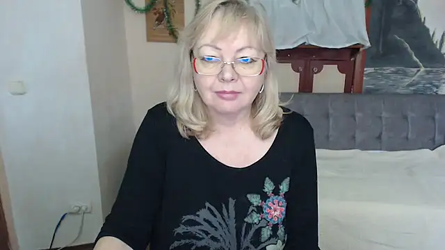 EvelynLoveShy online show from January 9, 11:02 am