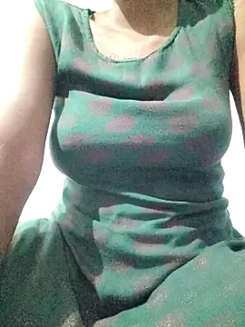 rituporna2004 online show from April 1, 2:56 am