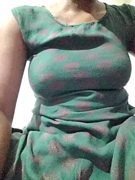 rituporna2004 online show from April 7, 12:00 am