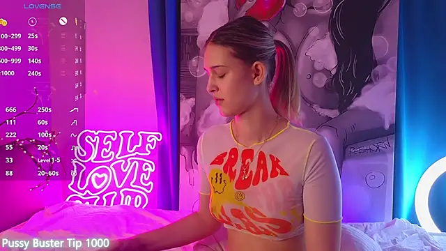 KimberliDean online show from January 29, 9:23 am