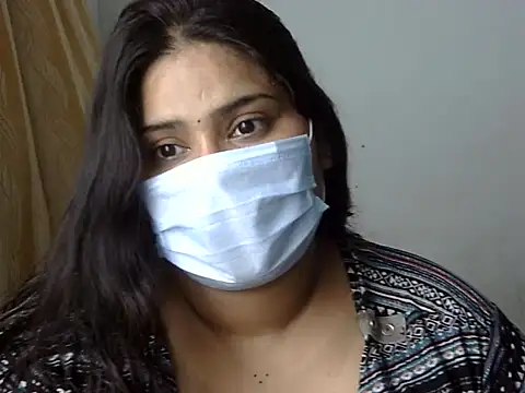 cutelady65 online show from April 27, 4:16 pm