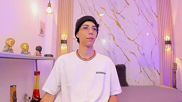 Nikolay Gregori online show from April 3, 4:32 am