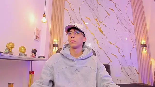 Nikolay Gregori online show from April 4, 4:00 am