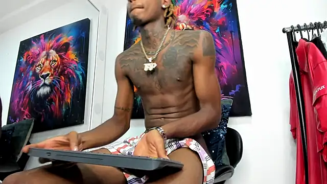 Snapshot of Pantera_black_21 chatting on December 14, 8:02 am Pantera black 21 online show from December 14, 8:02 am