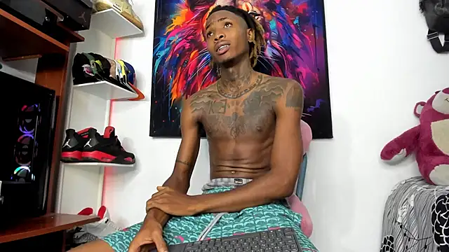 Snapshot of Pantera_black_21 chatting on February 12, 2:43 pm Pantera black 21 online show from February 12, 2:43 pm