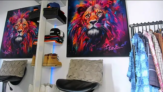 Snapshot of Pantera_black_21 chatting on October 14, 9:04 pm Pantera black 21 online show from October 14, 9:04 pm