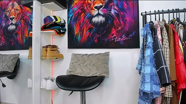 Snapshot of Pantera_black_21 chatting on October 18, 6:16 am Pantera black 21 online show from October 18, 6:16 am