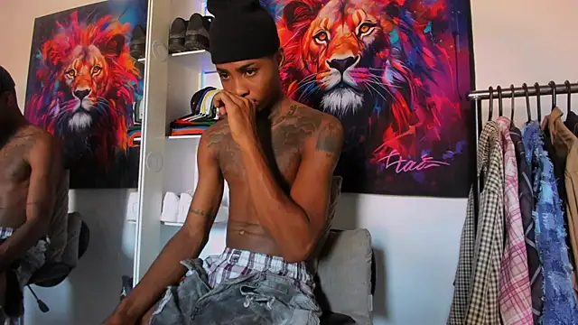 Snapshot of Pantera_black_21 chatting on November 18, 3:27 pm Pantera black 21 online show from November 18, 3:27 pm