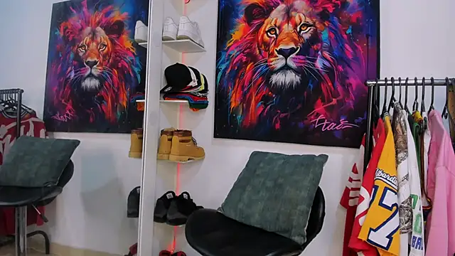 Snapshot of Pantera_black_21 chatting on January 6, 6:39 am Pantera black 21 online show from January 6, 6:39 am