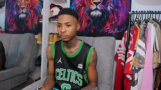 Snapshot of Pantera_black_21 chatting on January 12, 1:22 am Pantera black 21 online show from January 12, 1:22 am