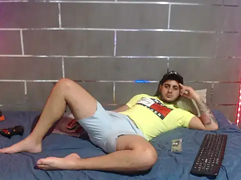 xxxxhotxoxo online show from May 14, 6:20 am