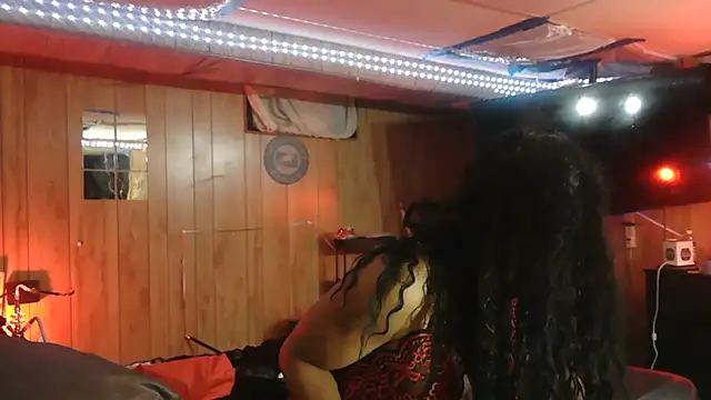 Tsnitra online show from October 20, 8:15 am