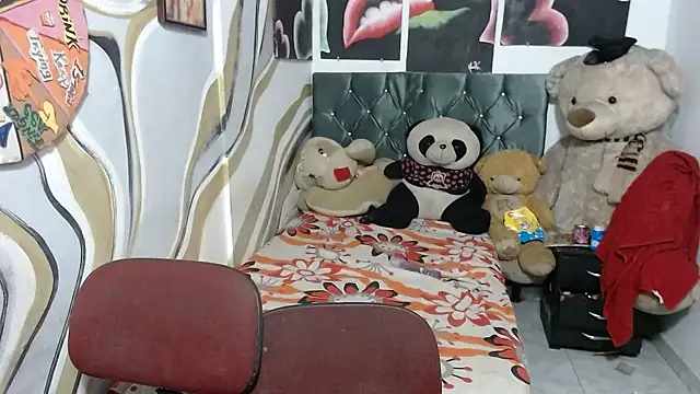 Snapshot of manzanahot9 chatting on February 3, 1:16 pm manzanahot9 online show from February 3, 1:16 pm