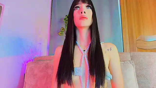 liccy hall online show from January 19, 11:36 am