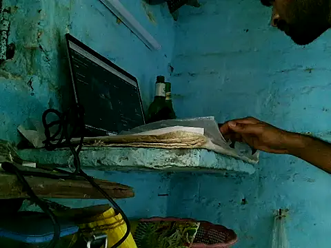 Snapshot of sexyshivamhot chatting on September 18, 8:16 am sexyshivamhot online show from September 18, 8:16 am