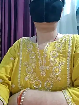 Aishwaryaa 69 online show from May 26, 2:40 am
