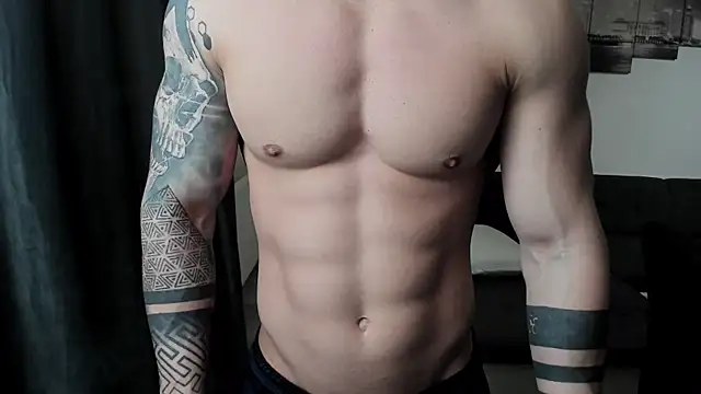 Richarddarell1 online show from February 16, 6:20 am