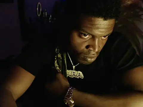 elnigga21 online show from April 15, 8:31 pm