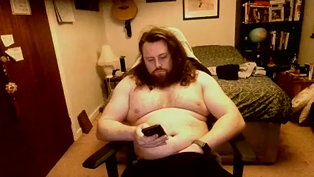 Hairy Guy30 online show from April 28, 8:47 pm