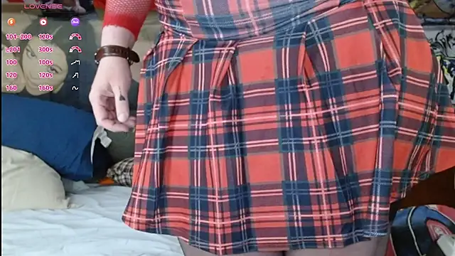 Snapshot of cosmicjones chatting on November 27, 9:33 am cosmicjones online show from November 27, 9:33 am