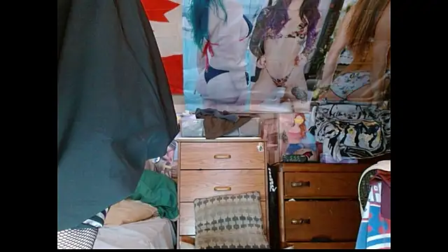 Snapshot of cosmicjones chatting on February 18, 10:55 am cosmicjones online show from February 18, 10:55 am