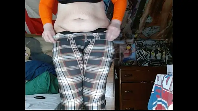 Snapshot of cosmicjones chatting on February 19, 10:00 am cosmicjones online show from February 19, 10:00 am