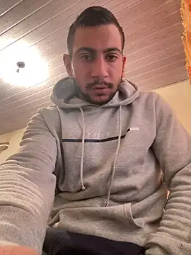 Snapshot of emea4 chatting on April 10, 8:30 am emea4 online show from April 10, 8:30 am