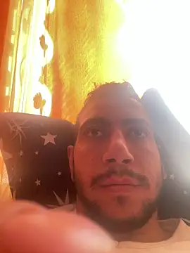 Snapshot of emea4 chatting on May 23, 11:58 am emea4 online show from May 23, 11:58 am