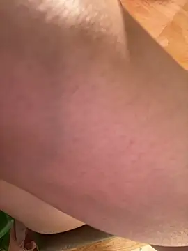 Lami Mi online show from April 18, 7:45 am