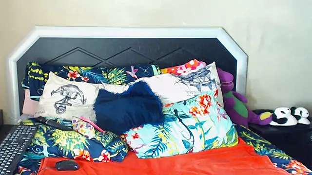 Bulkyyass online show from October 23, 5:29 am