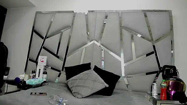 Catherinee69 x online show from April 15, 3:13 am