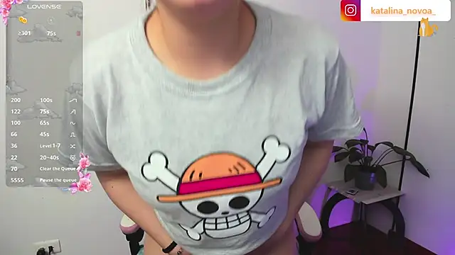 Katalina novoa online show from July 8, 2:05 am
