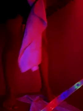 Snapshot of kandyloves chatting on December 15, 7:34 am kandyloves online show from December 15, 7:34 am