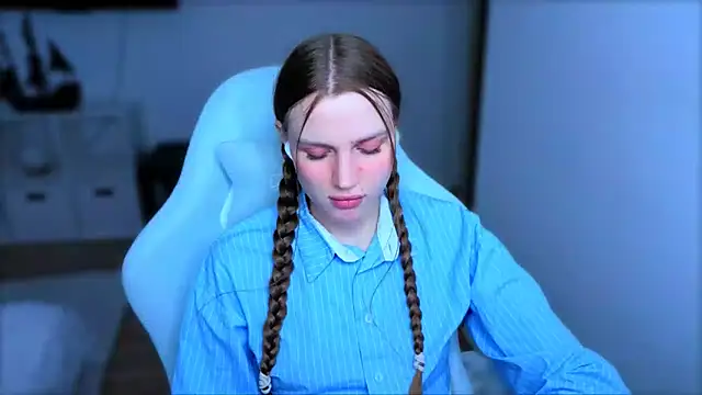 StellaLawless online show from March 24, 12:21 pm