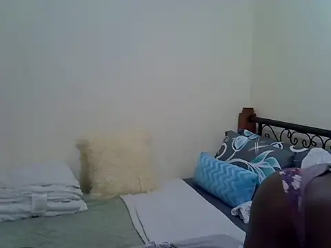 Sweet Bear online show from June 1, 9:22 am