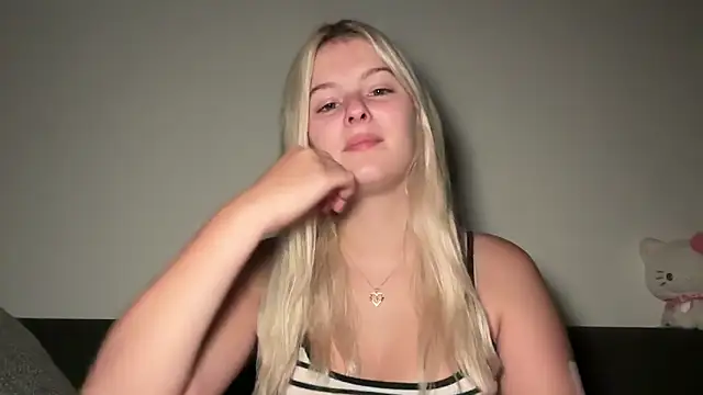 Allylove03 online show from June 18, 4:24 am