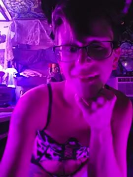 nephilaaranea online show from July 3, 3:13 am