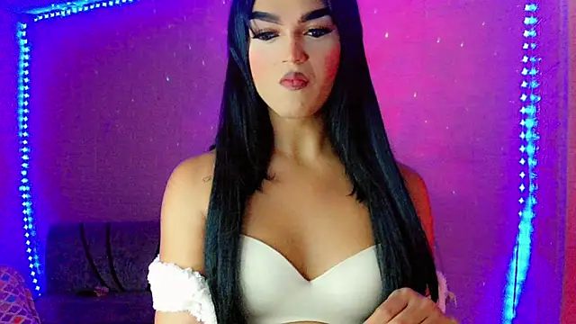 Ms-Zoehans online show from June 30, 7:04 pm