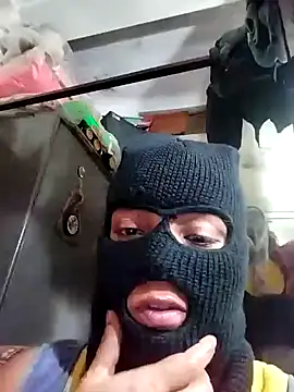 Snapshot of Soniya_cpl44 chatting on December 28, 5:57 pm Soniya cpl44 online show from December 28, 5:57 pm