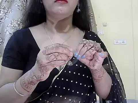 Model-Tanya online show from April 19, 12:04 pm