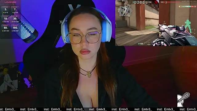 Emili1- online show from April 25, 1:41 pm