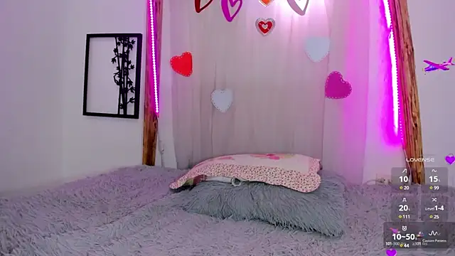  RedMoon online show from February 25, 7:47 pm