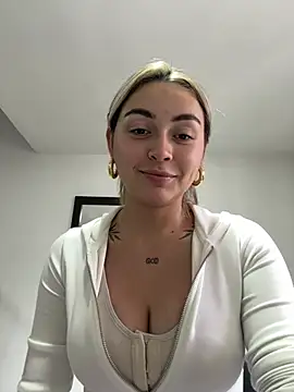 emma oxford online show from July 30, 9:25 pm
