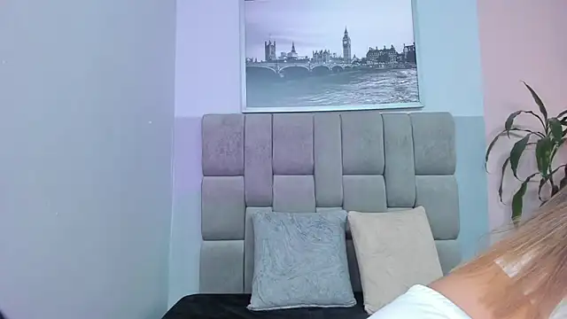 Snapshot of selene_tylor_ chatting on May 24, 8:47 pm selene tylor online show from May 24, 8:47 pm